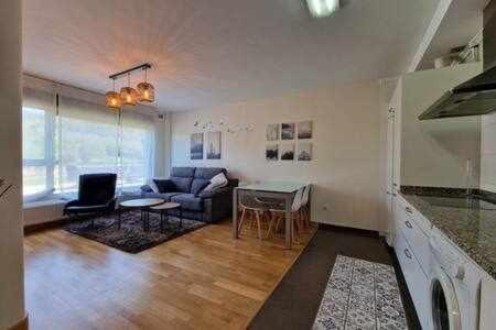 Apartamento Con Piscina Apartment Llanes Exterior photo