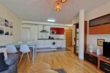 Apartamento Con Piscina Apartment Llanes Exterior photo
